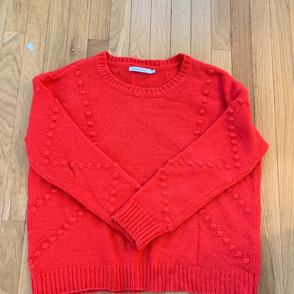 Evereve sweater. Oversized fit. Beautiful color.